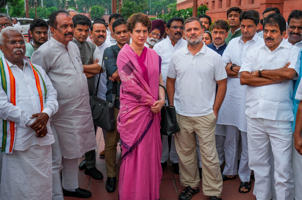 This Is Not Democracy: Opposition on Anti-Paper Leak Bill