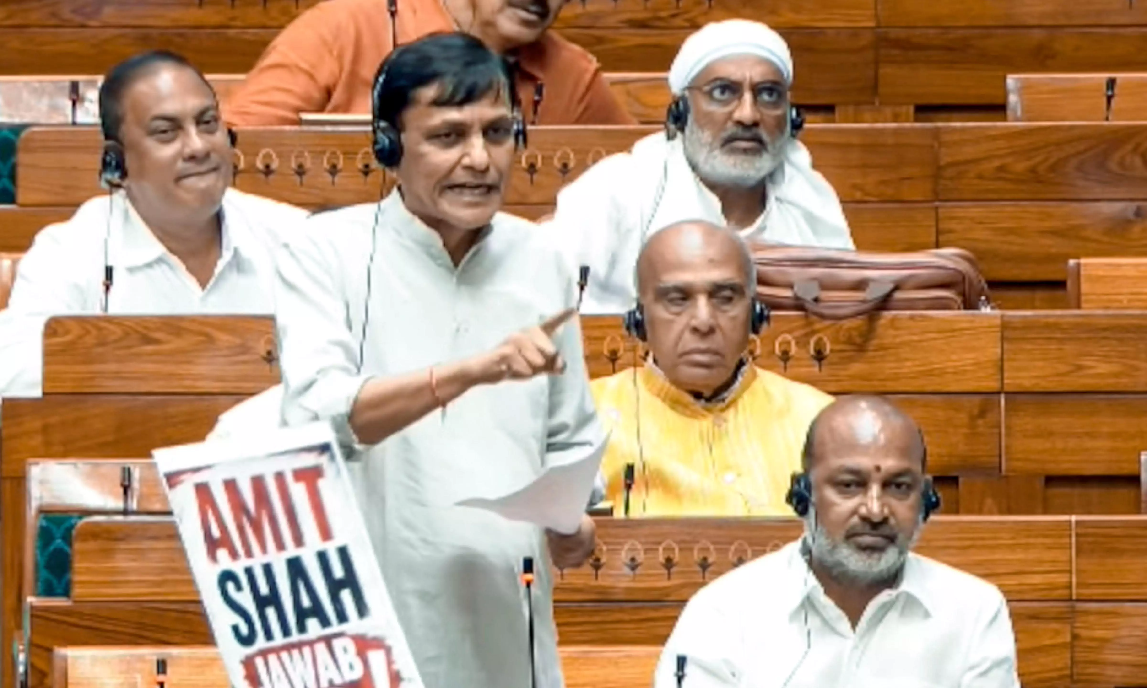 Lok Sabha Clears Bill Criminalising Insult to Vande Mataram