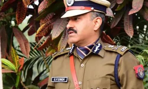Perform Fearlessly, I Back You: CRPF Chief To Jawans On Pellet Gun Row Perform Fearlessly, I Back You: CRPF Chief To Jawans On Pellet Gun Row