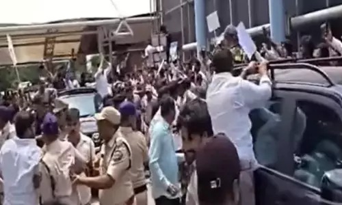 Image 8: YSRC Leaders Enthusiasm Creates Havoc At Vizag Airport