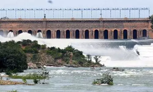 Cauvery Water Row: SC Defers Tamil Nadu-Karnataka Dispute to Sept 15 Cauvery Water Row: SC Defers Tamil Nadu-Karnataka Dispute to Sept 15