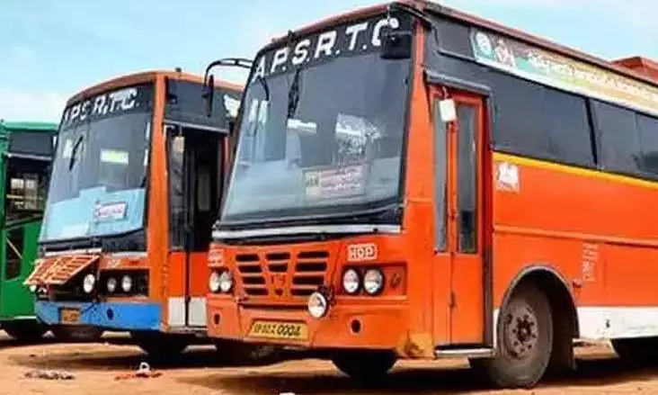 APSRTC Driver Taken Off Duty for Using Mobile Phone While Driving APSRTC Driver Taken Off Duty for Using Mobile Phone While Driving