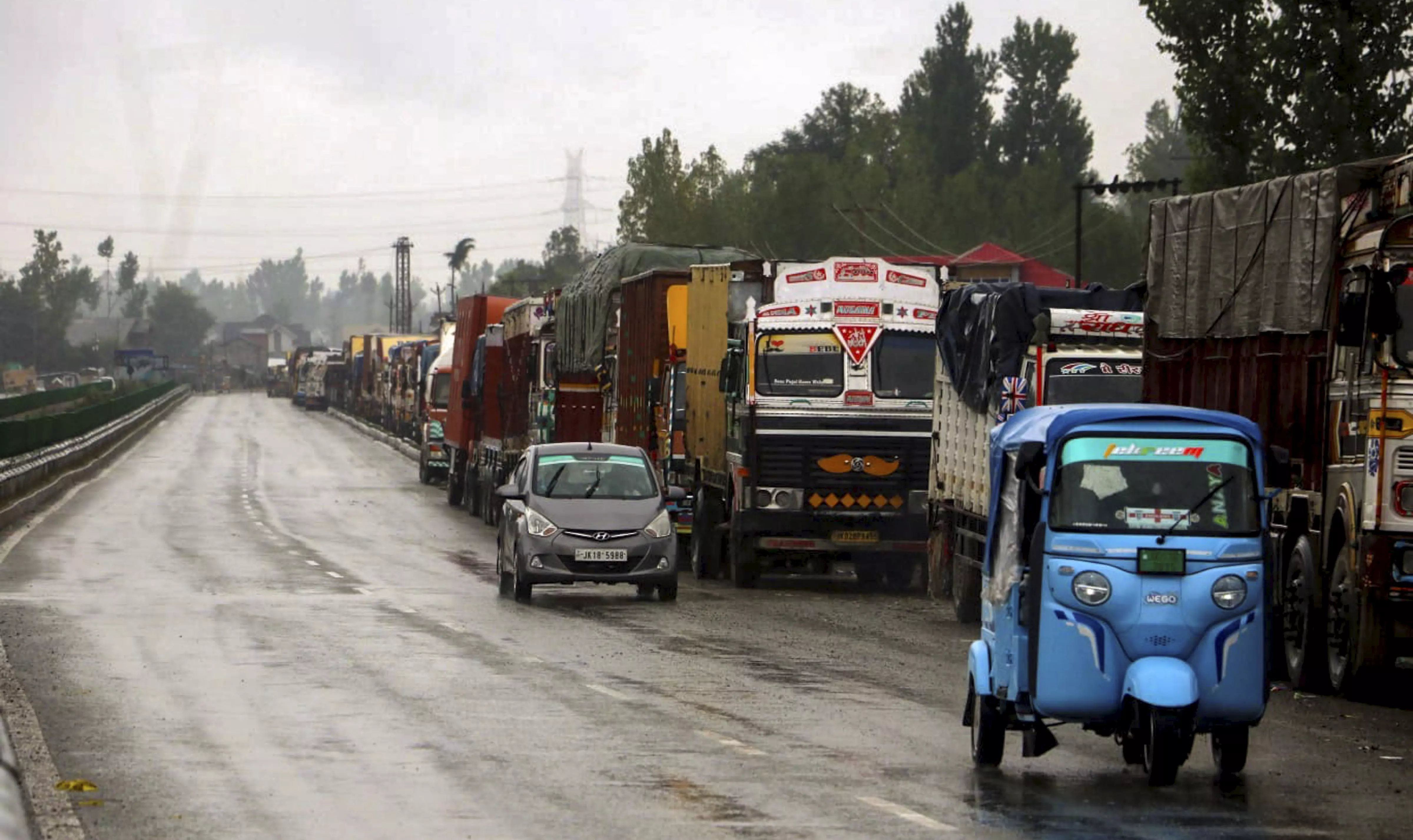 Amarnath Yatra Suspended From Jammu As Rain Hampers Highway Restoration Amarnath Yatra Suspended From Jammu As Rain Hampers Highway Restoration