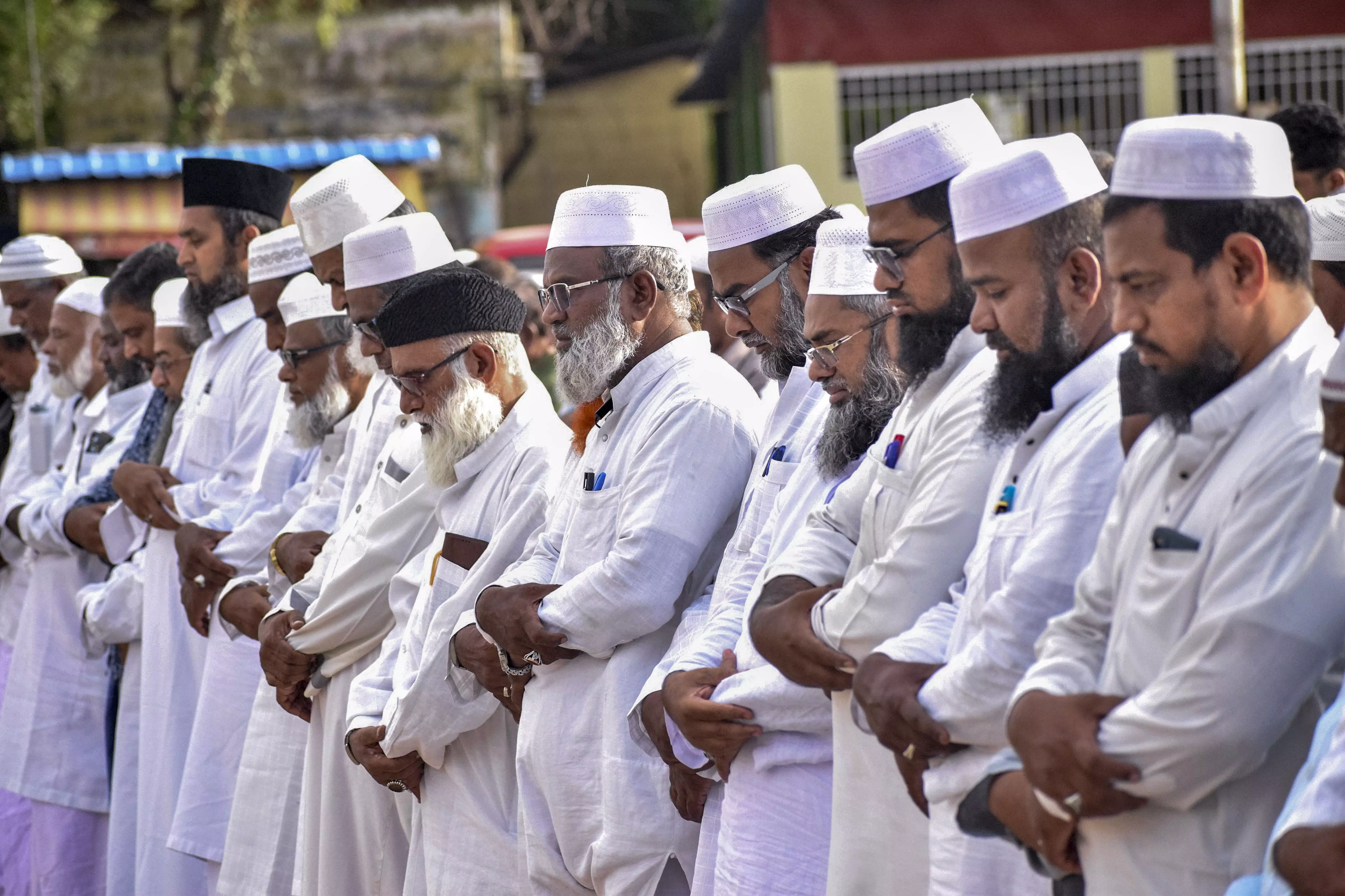 Tamil Nadu: Muslim Community Offer Special Prayer For Rain In Tiruchirappalli Tamil Nadu: Muslim Community Offer Special Prayer For Rain In Tiruchirappalli