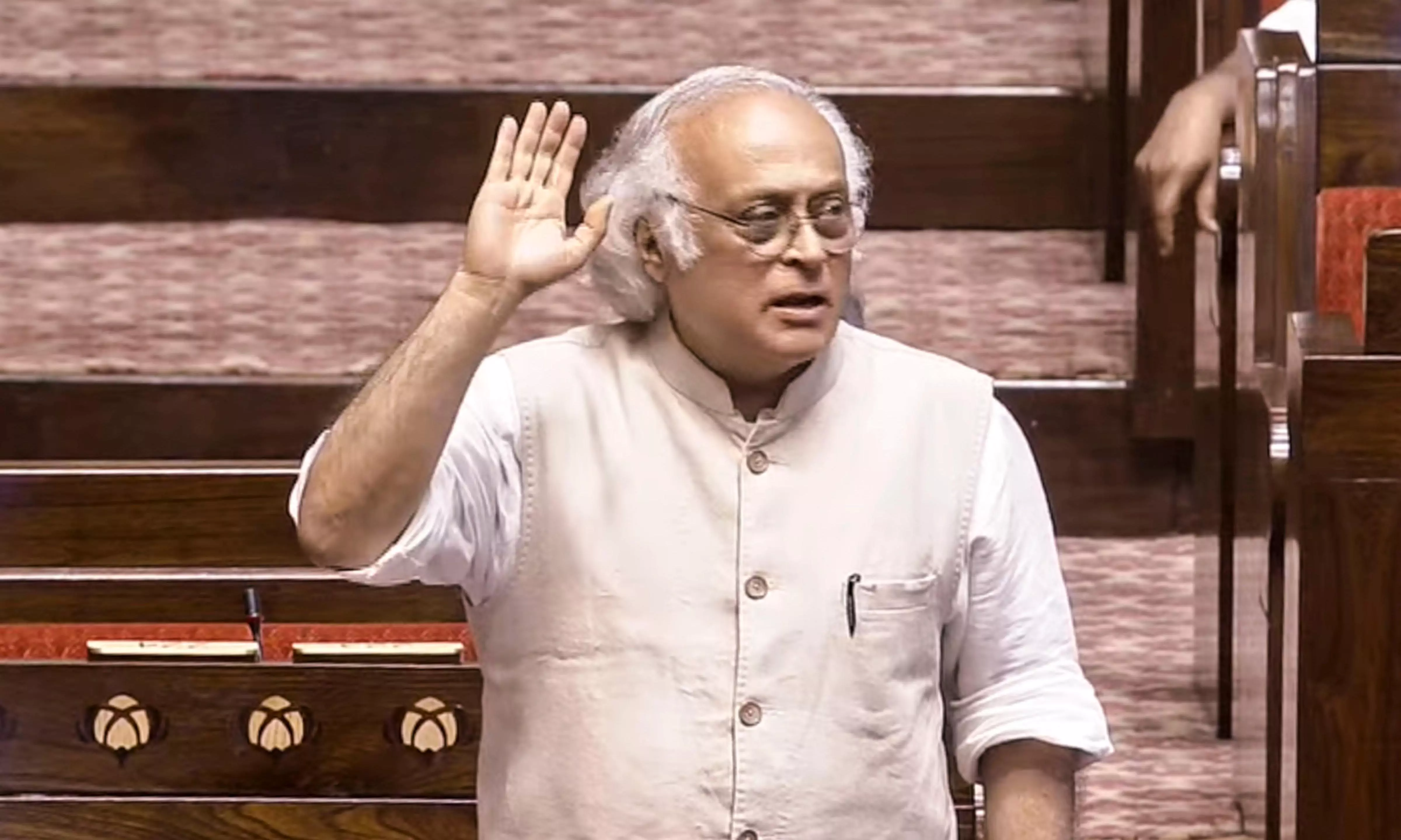 Non-Biological PM Plays Victim: Jairam Rameshs Swipe at Modi Non-Biological PM Plays Victim: Jairam Rameshs Swipe at Modi