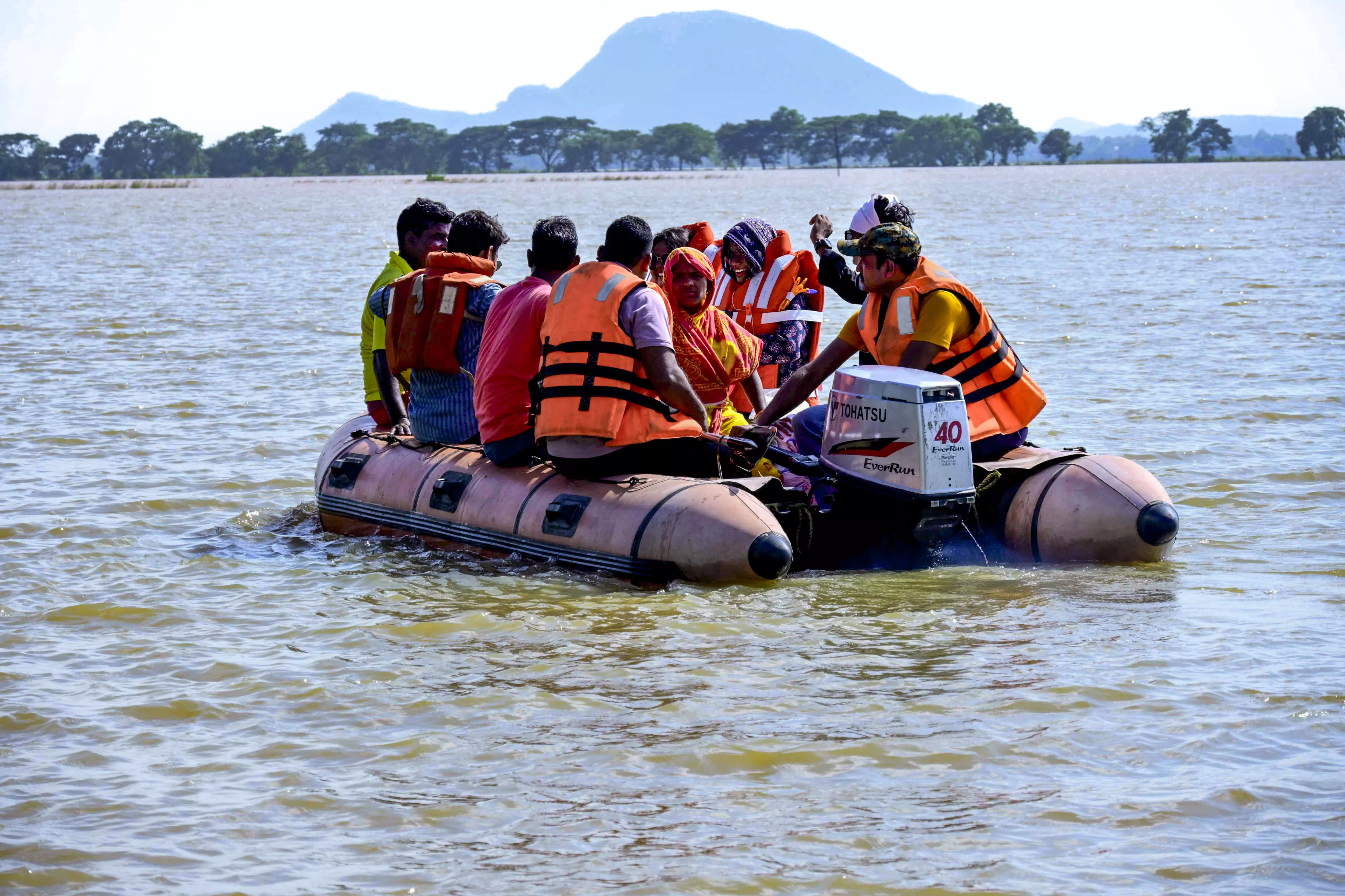 Odisha Floods Leave Trail of Devastation; Centre Grants Rs 500 Crore Odisha Floods Leave Trail of Devastation; Centre Grants Rs 500 Crore