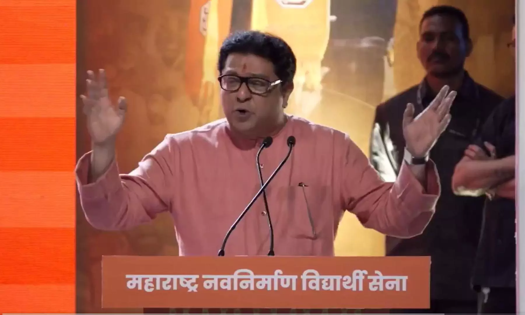 Raj Thackeray Targets Madhavan, Vivek Oberoi For Living Abroad While Praising Modi Raj Thackeray Targets Madhavan, Vivek Oberoi For Living Abroad While Praising Modi