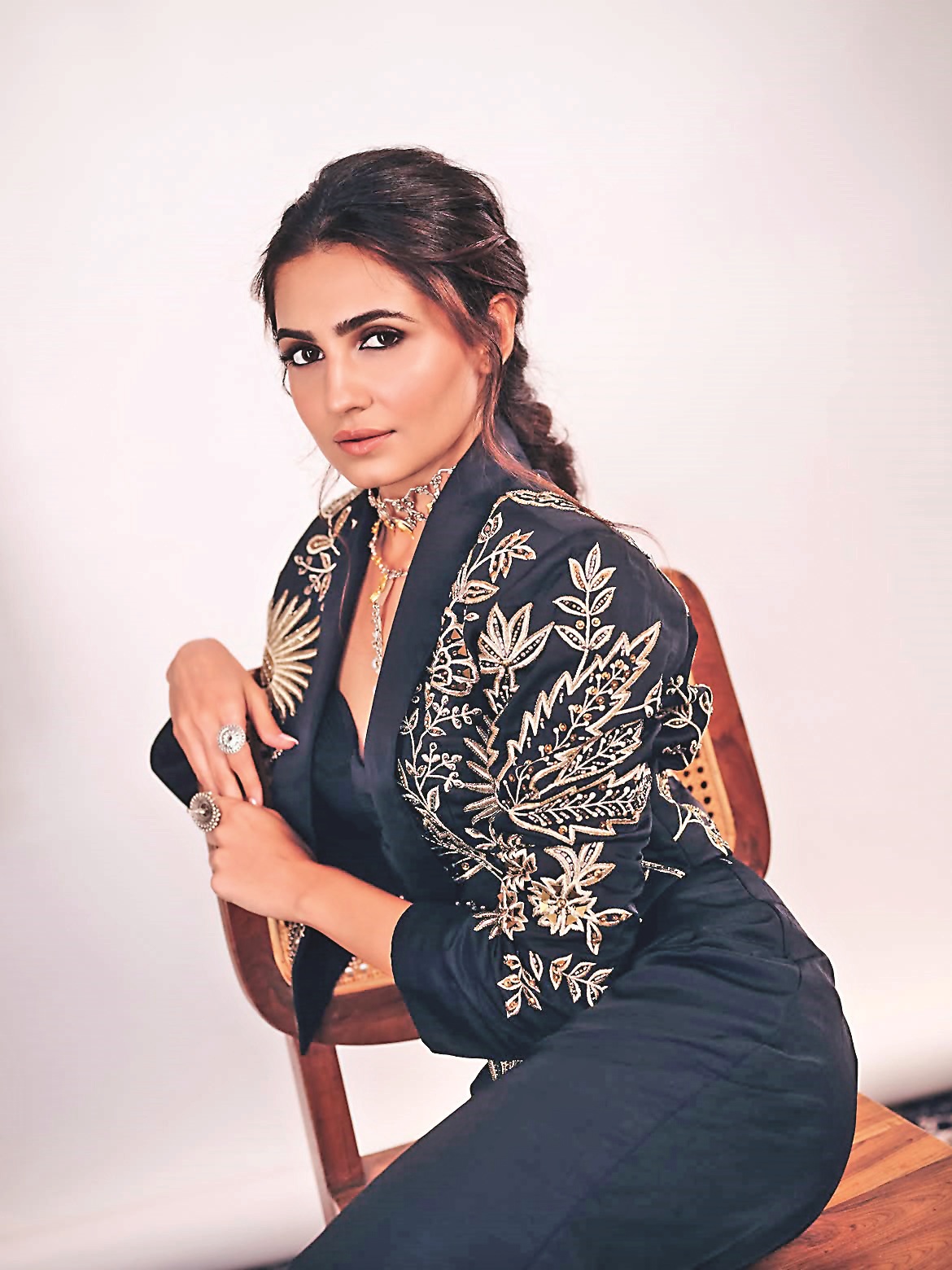 Vedika Pinto Celebrates Breakthrough Role in Musafir Café