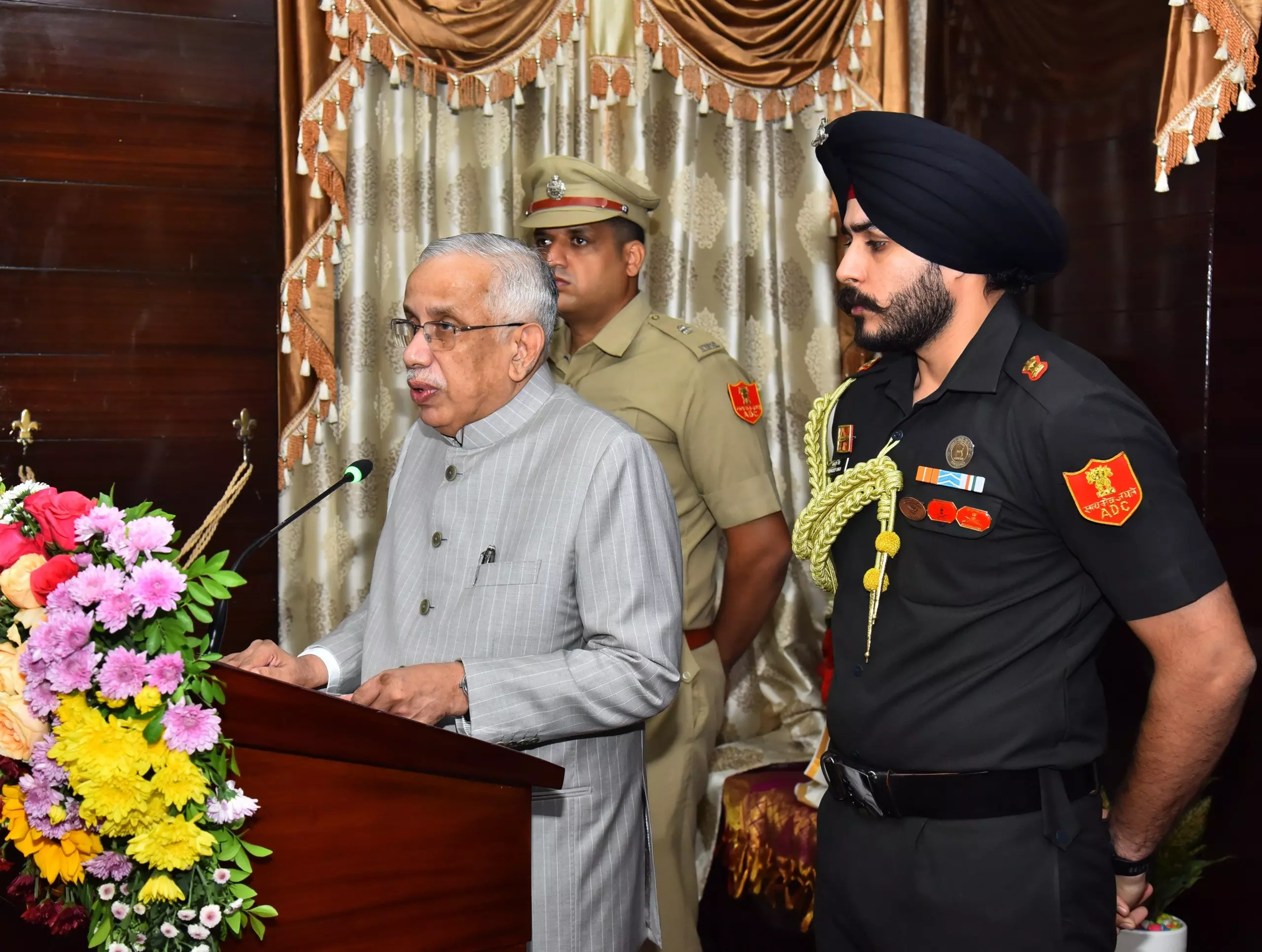 Governor Urges Youth to Join Anti-Drug Campaign Governor Urges Youth to Join Anti-Drug Campaign