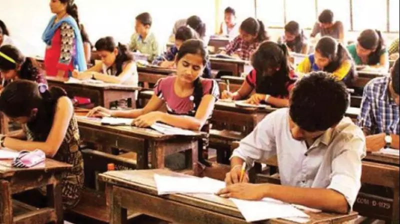 Candidates Leave Police Recruitment Exam Over OMR-Question Paper Mismatch Claim Candidates Leave Police Recruitment Exam Over OMR-Question Paper Mismatch Claim