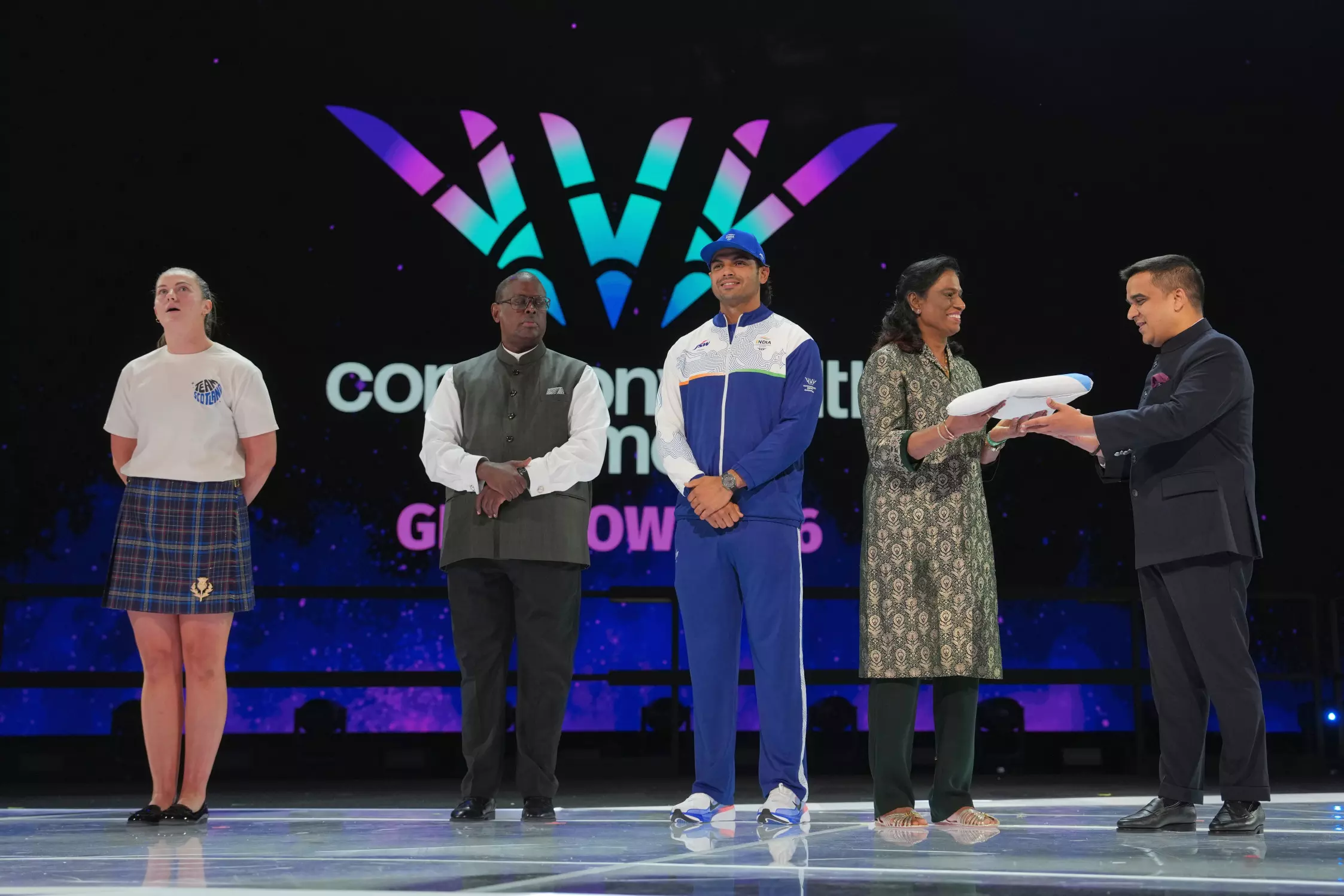 CWG 2026 Glasgow Ends as Flag and Baton Handed to Next Host India CWG 2026 Glasgow Ends as Flag and Baton Handed to Next Host India