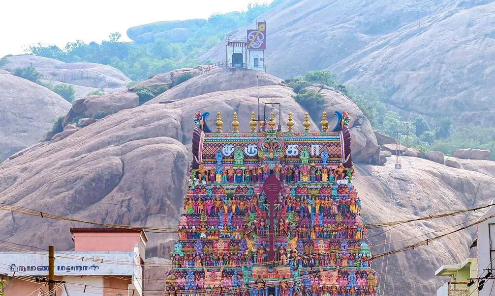 SC to Hear Govts Challenge to Madras HC Order on Thirupparankundram Hill Lamp SC to Hear Govts Challenge to Madras HC Order on Thirupparankundram Hill Lamp