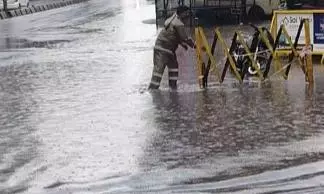 Hyderabad Heavy Rain Warning: Police Issue Safety Advisory Hyderabad Heavy Rain Warning: Police Issue Safety Advisory