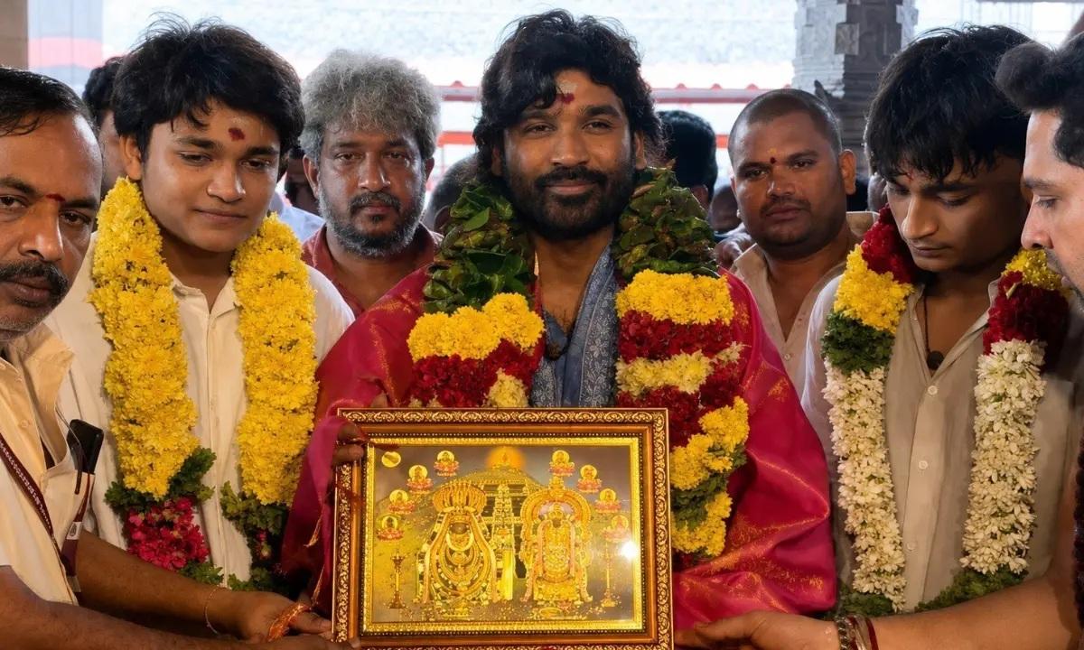 Dhanush Worships at Tiruvannamalai Temple