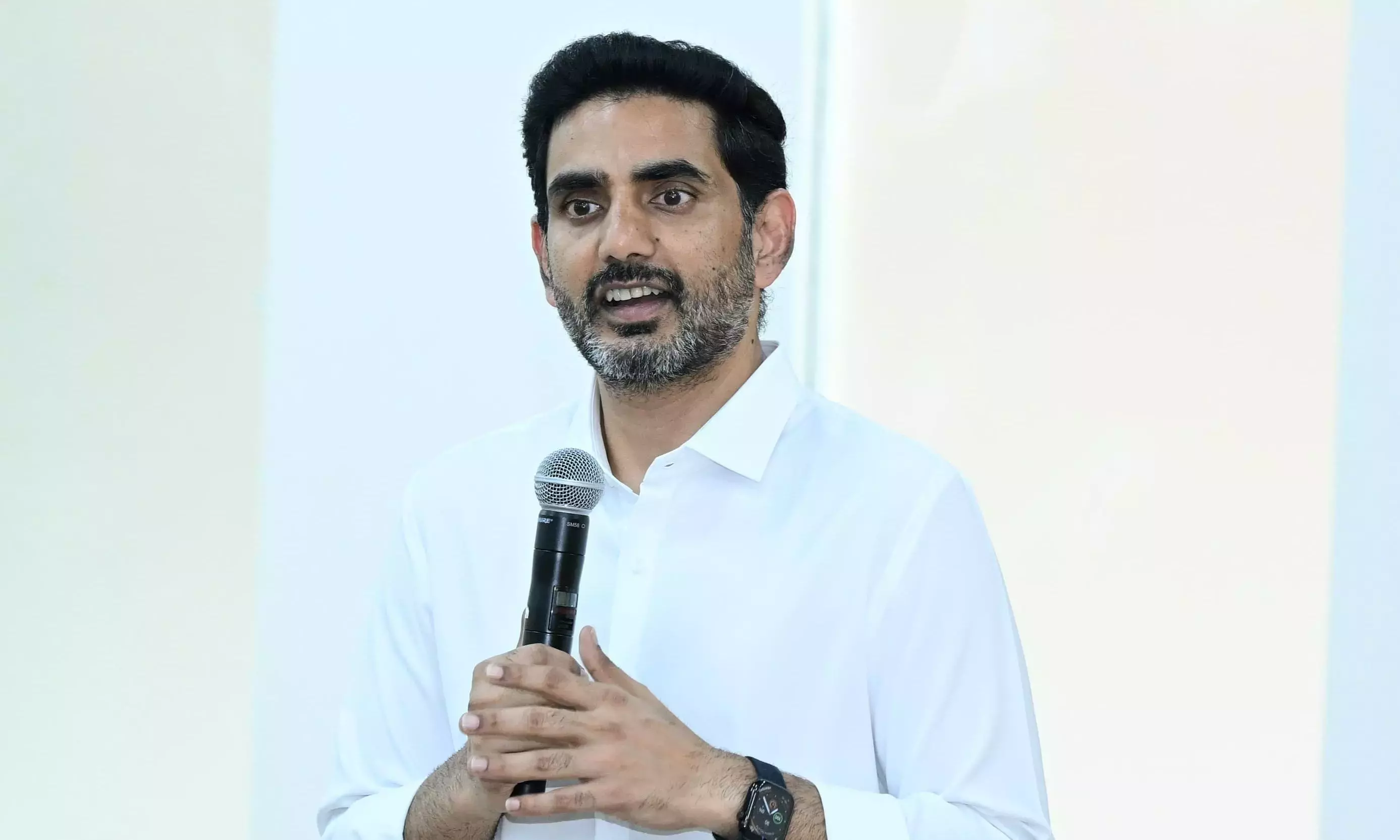 Lokesh Welcomes PM’s Anti-Drug Campaign, Condemns Attack on Dalits Lokesh Welcomes PM’s Anti-Drug Campaign, Condemns Attack on Dalits