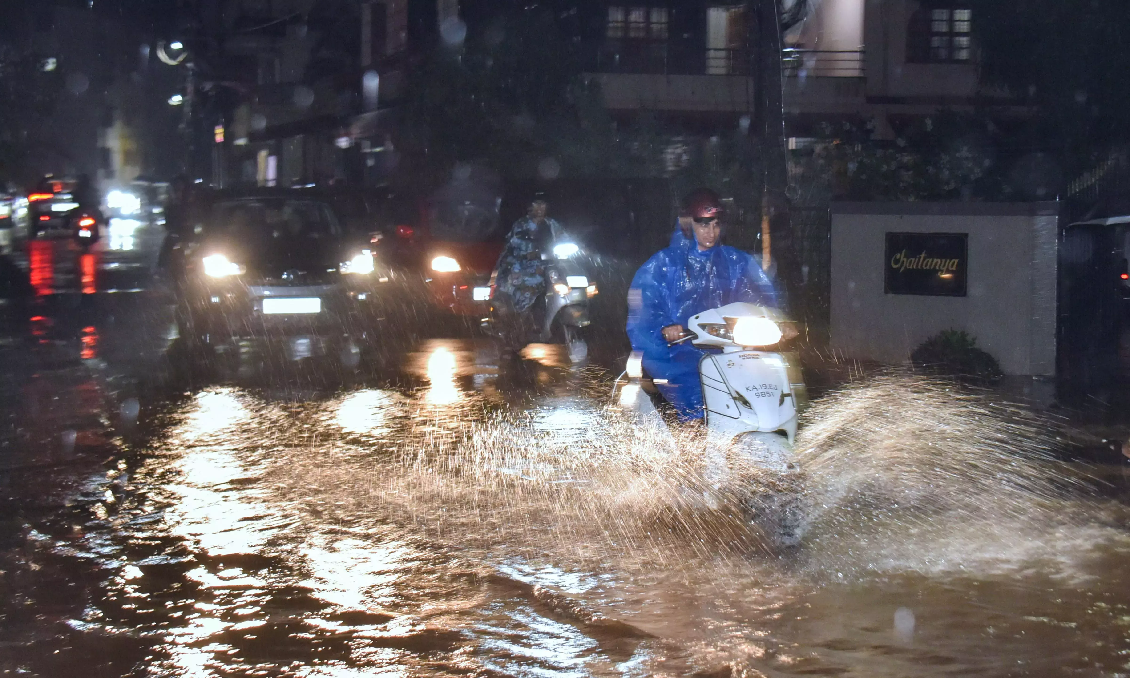 Heavy Rain: Schools Shut In Dakshina Kannada, Udupi On Aug 4 Heavy Rain: Schools Shut In Dakshina Kannada, Udupi On Aug 4