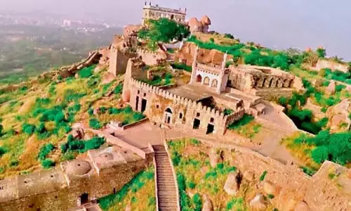 CS Reviews Arrangements for I-Day Celebrations at Golconda Fort CS Reviews Arrangements for I-Day Celebrations at Golconda Fort