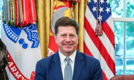 Jay Clayton Sworn in as U.S. Director of National Intelligence Jay Clayton Sworn in as U.S. Director of National Intelligence