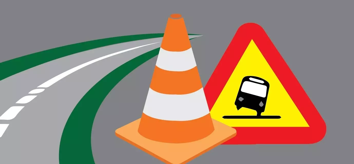 3 Die As Private Bus Rams Car Carrying Pilgrims 3 Die As Private Bus Rams Car Carrying Pilgrims