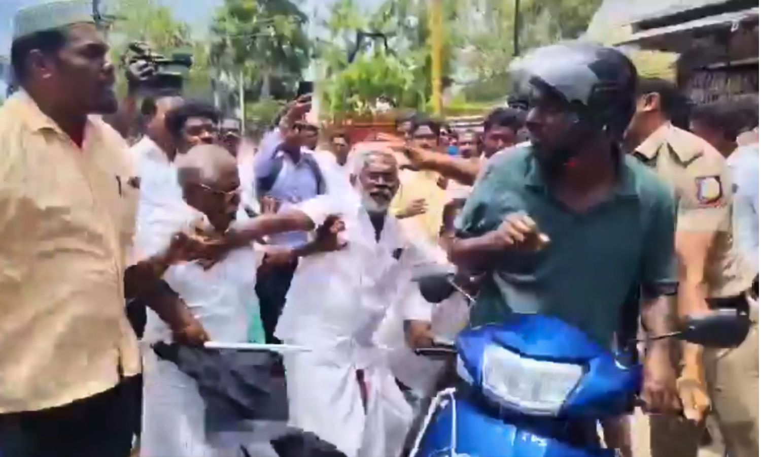 DMK Cadre Assault Commuter Amid Road Blockade Protests in Tirunelveli