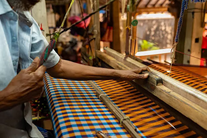 BJP Pledges Support for Handloom Weavers BJP Pledges Support for Handloom Weavers