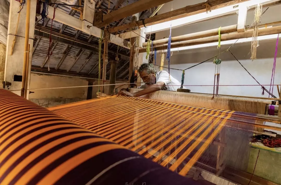 BJP Pledges Support for Handloom Weavers BJP Pledges Support for Handloom Weavers