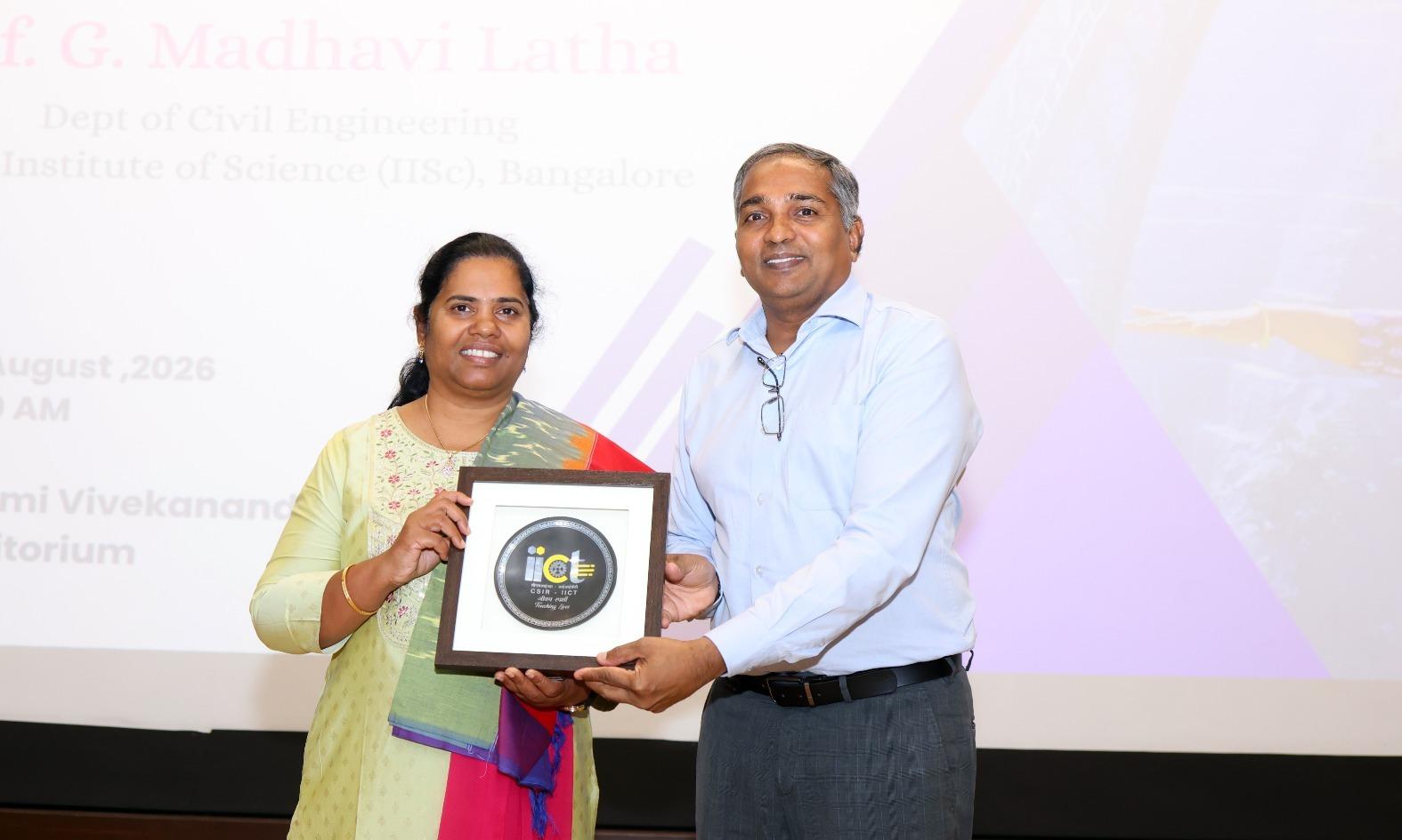 Chenab Rail Bridge Engineer Inspires Young Scientists At CSIR-IICT