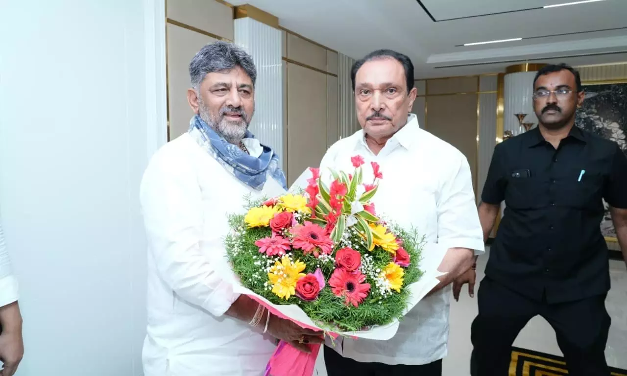 CM Goes Soft On Disgruntled MLAs, Succeeds To Pacify Them CM Goes Soft On Disgruntled MLAs, Succeeds To Pacify Them