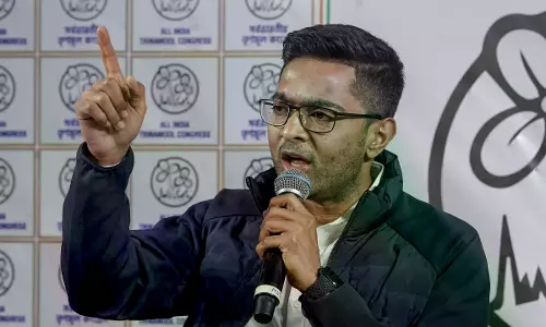 Calcutta HC Dismisses Abhisheks Foreign Travel Plea For Eye Care
