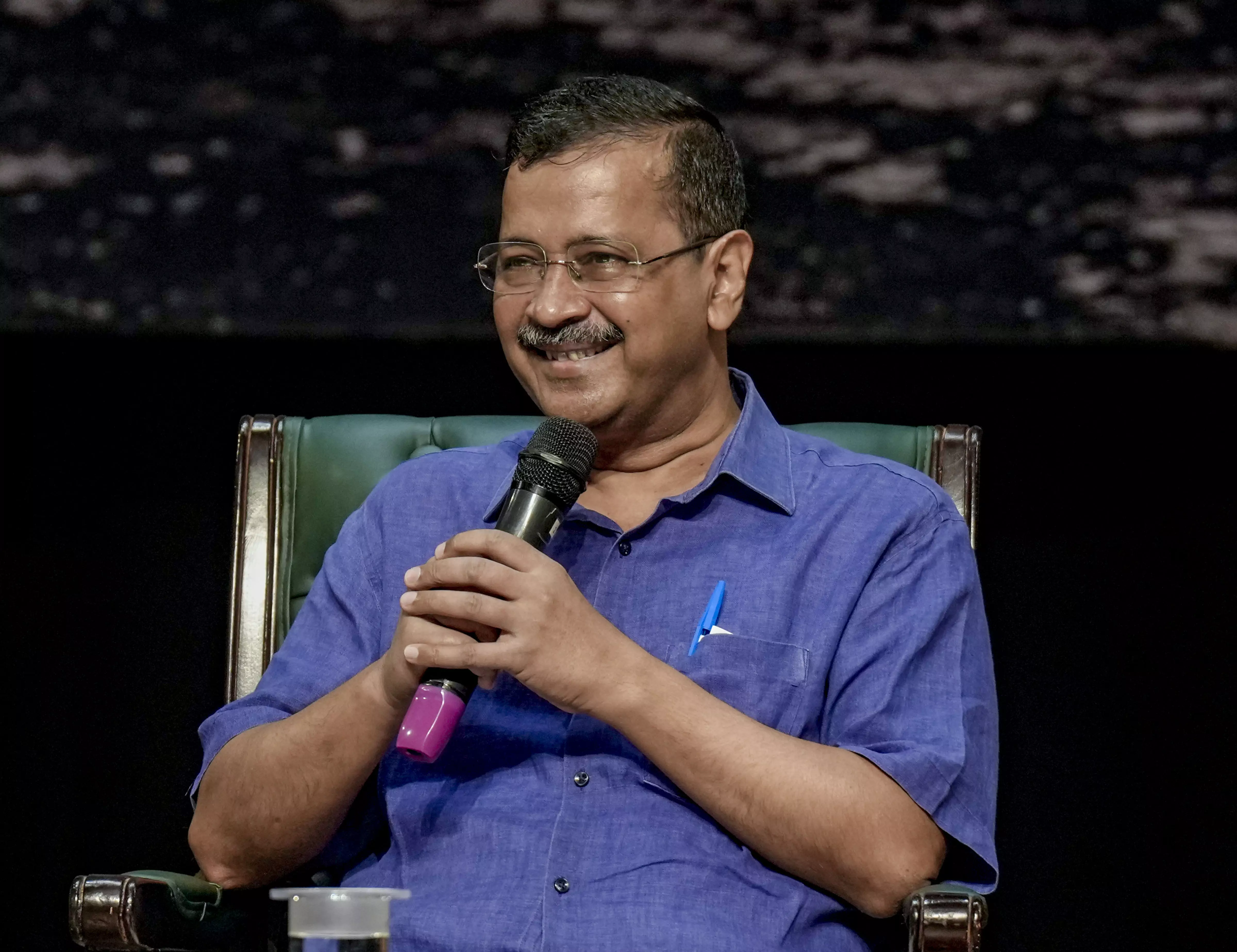 Kejriwal Seeks Meta Explanation Over Social Media Account Restriction Kejriwal Seeks Meta Explanation Over Social Media Account Restriction