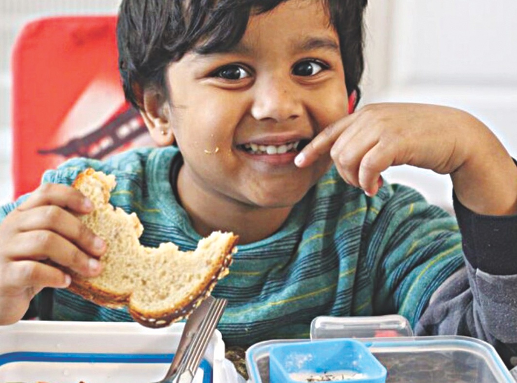 The Mundhe Effect: Junk Out, Health In
