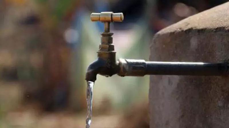 Vizag Apartment Dwellers, Slums Facing Acute Water Crisis Vizag Apartment Dwellers, Slums Facing Acute Water Crisis