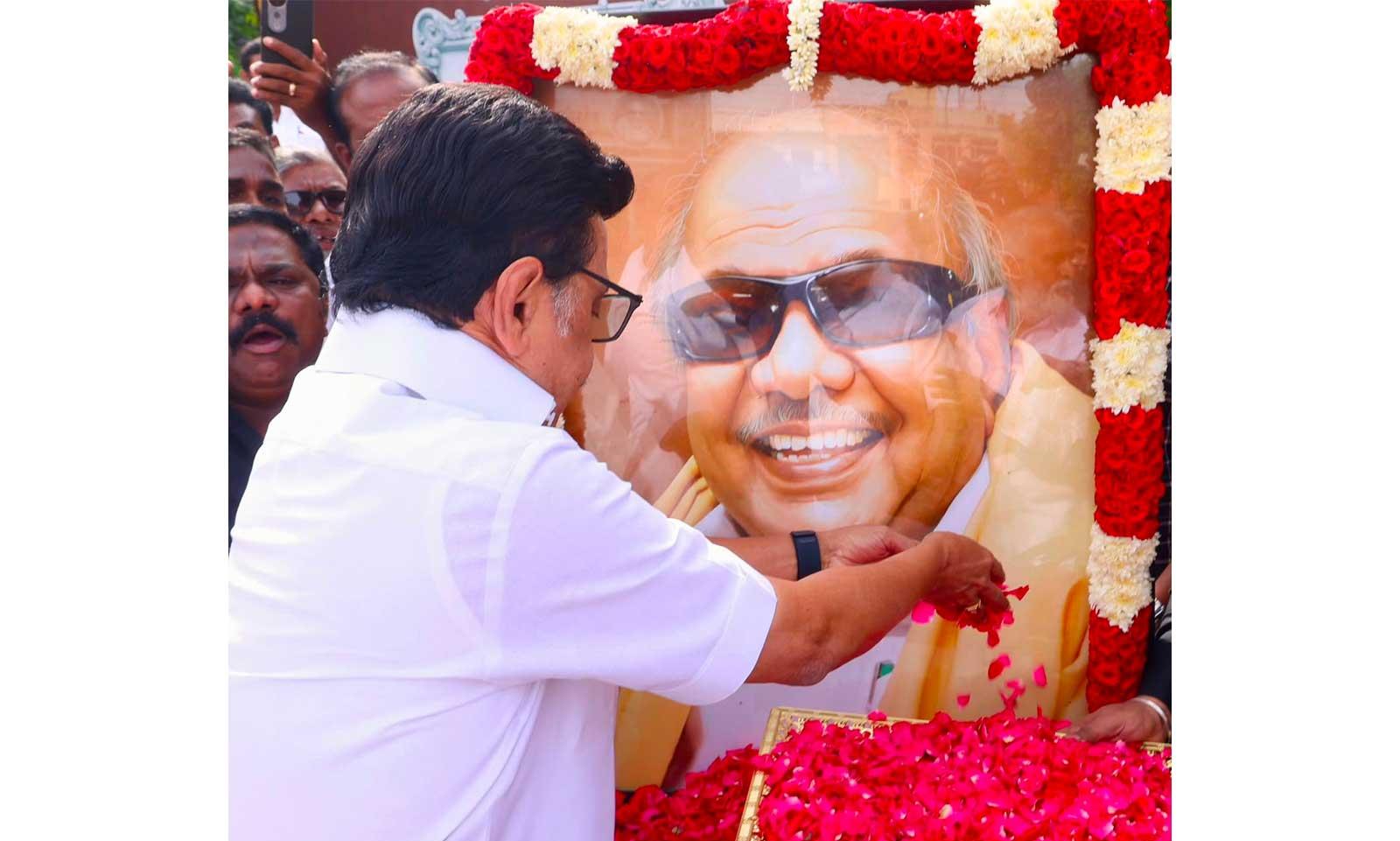 Kalaignar Is Everything to Us: Stalin Pays Tribute on Karunanidhi's Death Anniversary
