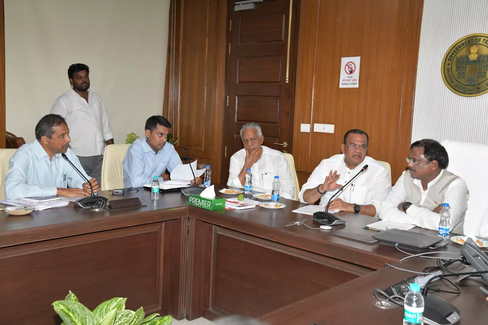 No Harassment of Road Contractors over Material Permits: Komatireddy No Harassment of Road Contractors over Material Permits: Komatireddy