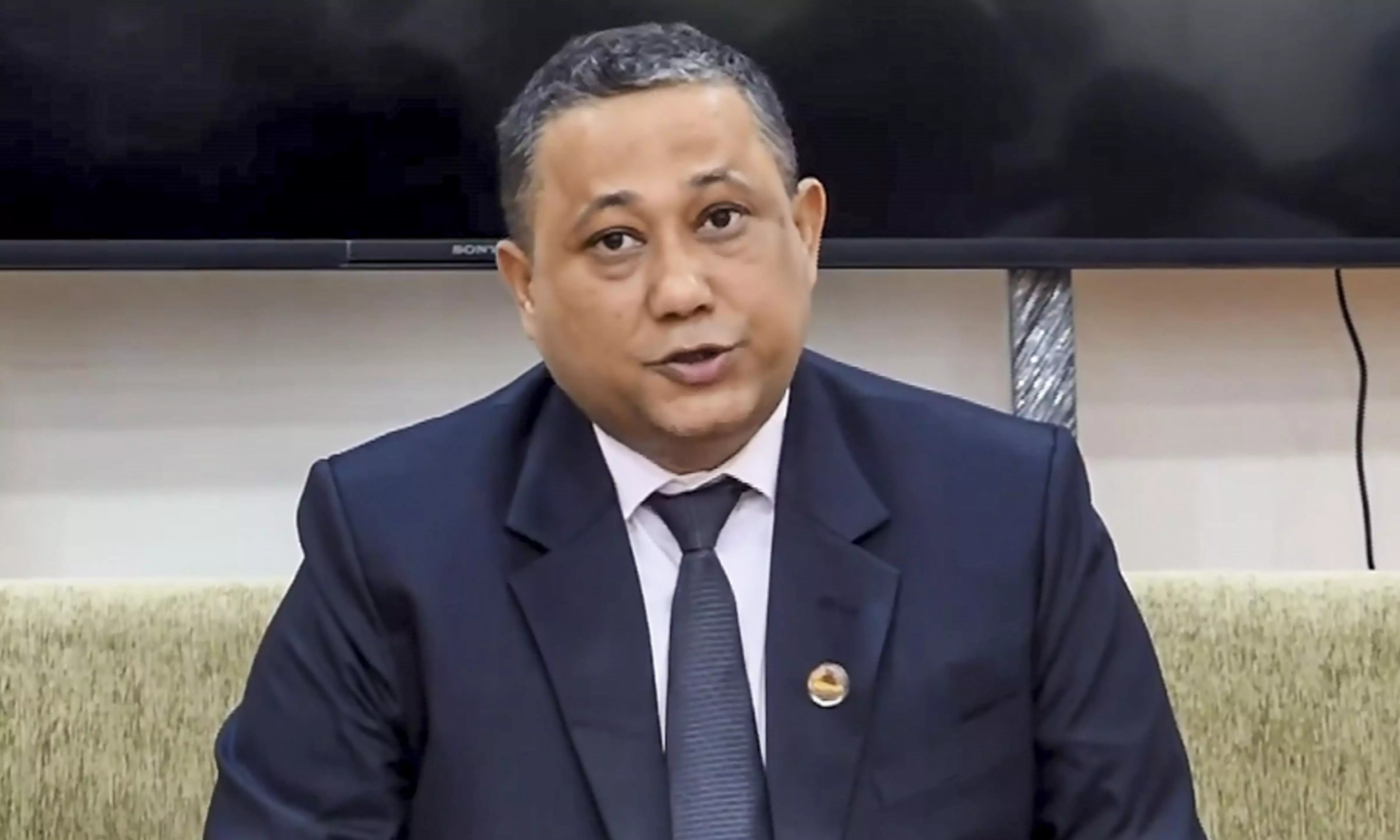 Nepal Eyes Strategic Role as Bridge Between India and China