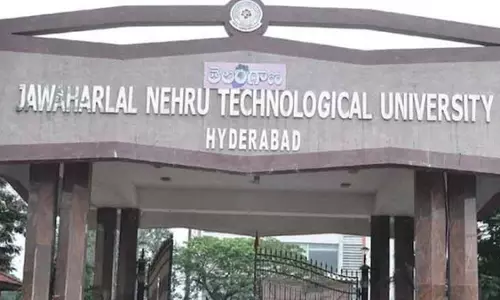 Students Shortchanged on Tuition Reimbursement, Urge JNTUH Action Students Shortchanged on Tuition Reimbursement, Urge JNTUH Action