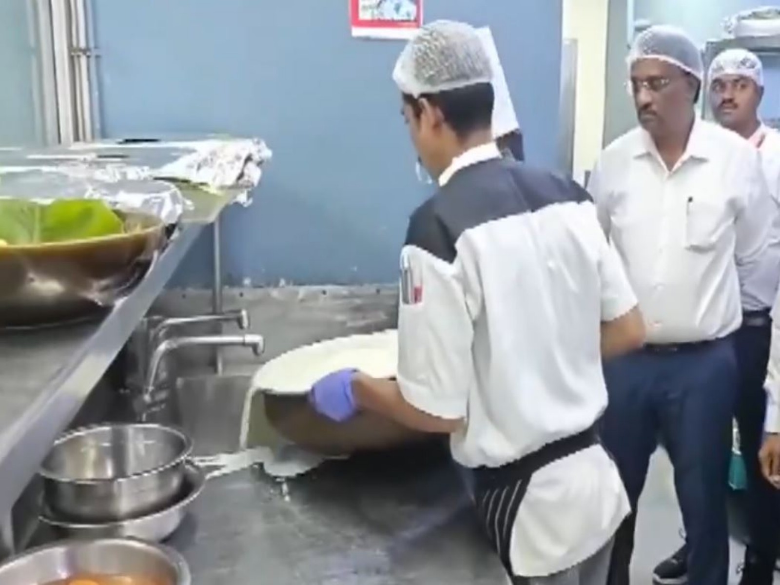 Stale Food, Fungal Veggies: Bengaluru's 3-Star, 5-Star Hotels Face Action