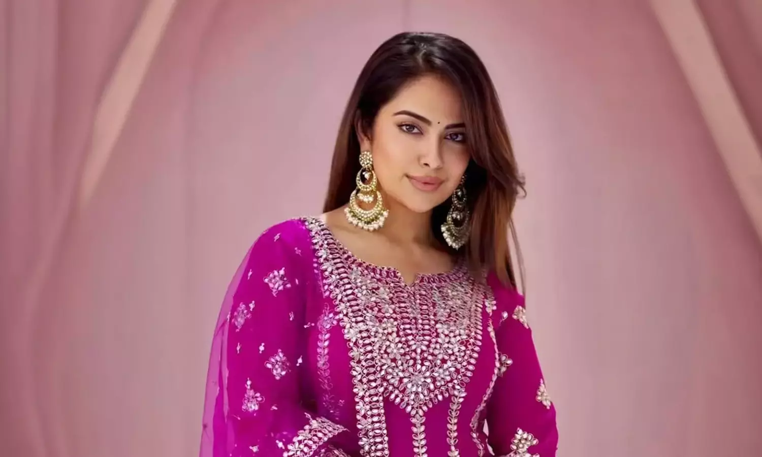 Avika Gor Hospitalised With Dengue After Working Through High Fever Avika Gor Hospitalised With Dengue After Working Through High Fever