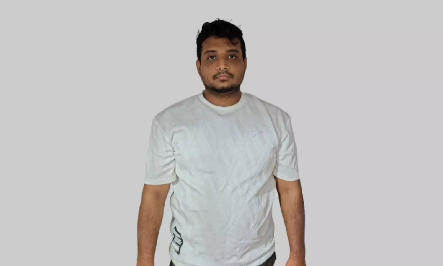 Attempt To Murder Charged on Kerala Man Who Tried To Open Flight Door Mid-Air Attempt To Murder Charged on Kerala Man Who Tried To Open Flight Door Mid-Air