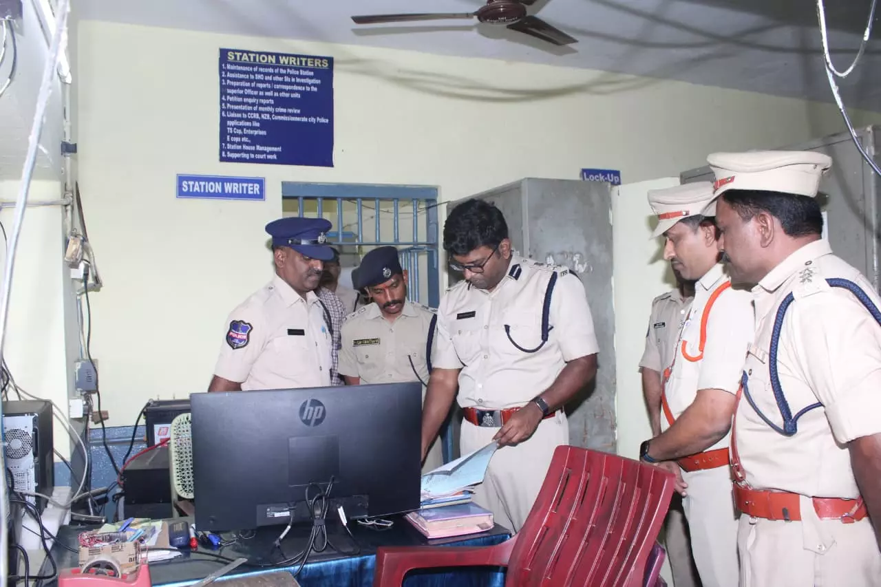 Telangana: DIG Calls For Technology-Driven Police Investigations Telangana: DIG Calls For Technology-Driven Police Investigations