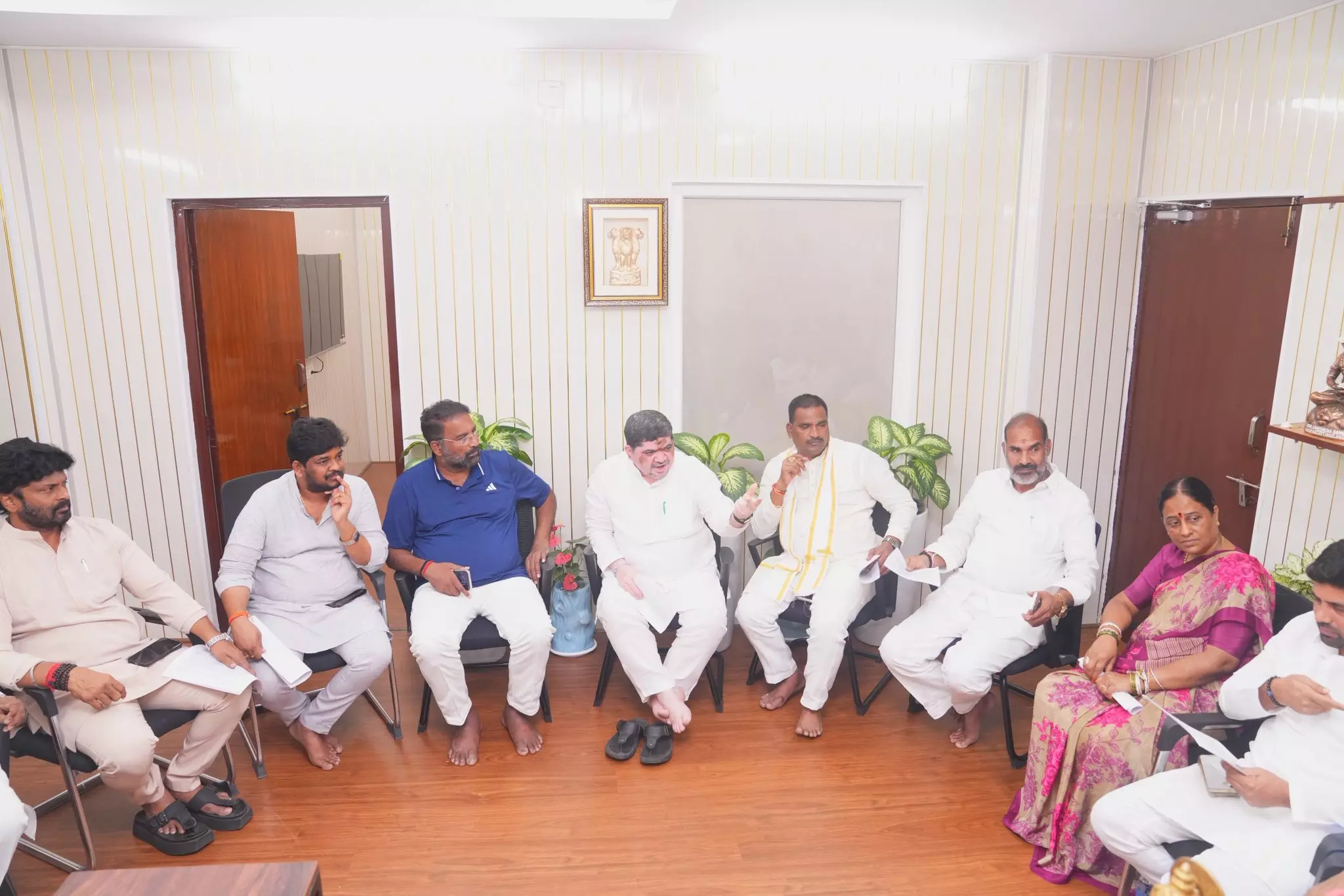 BC Leaders to Unveil Phule, Papanna Goud Statues in Hyderabad This Month BC Leaders to Unveil Phule, Papanna Goud Statues in Hyderabad This Month
