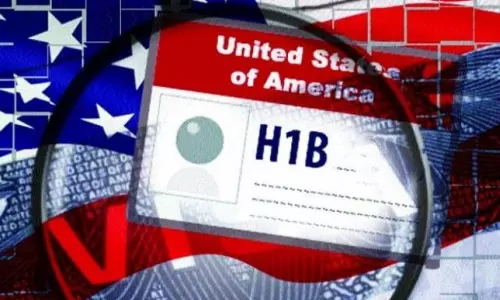 US Reviews Ending 60-Day Grace Period for Foreign Workers to Find New Jobs US Reviews Ending 60-Day Grace Period for Foreign Workers to Find New Jobs