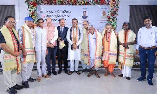 Padma Awardees From Western Odisha Felicitated at ‘Matira Mahak’ in Sambalpur