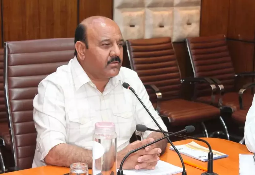 Bihar Labourer Killed After Being Hit By J&K Deputy CM’s Cavalcade Vehicle Bihar Labourer Killed After Being Hit By J&K Deputy CM’s Cavalcade Vehicle
