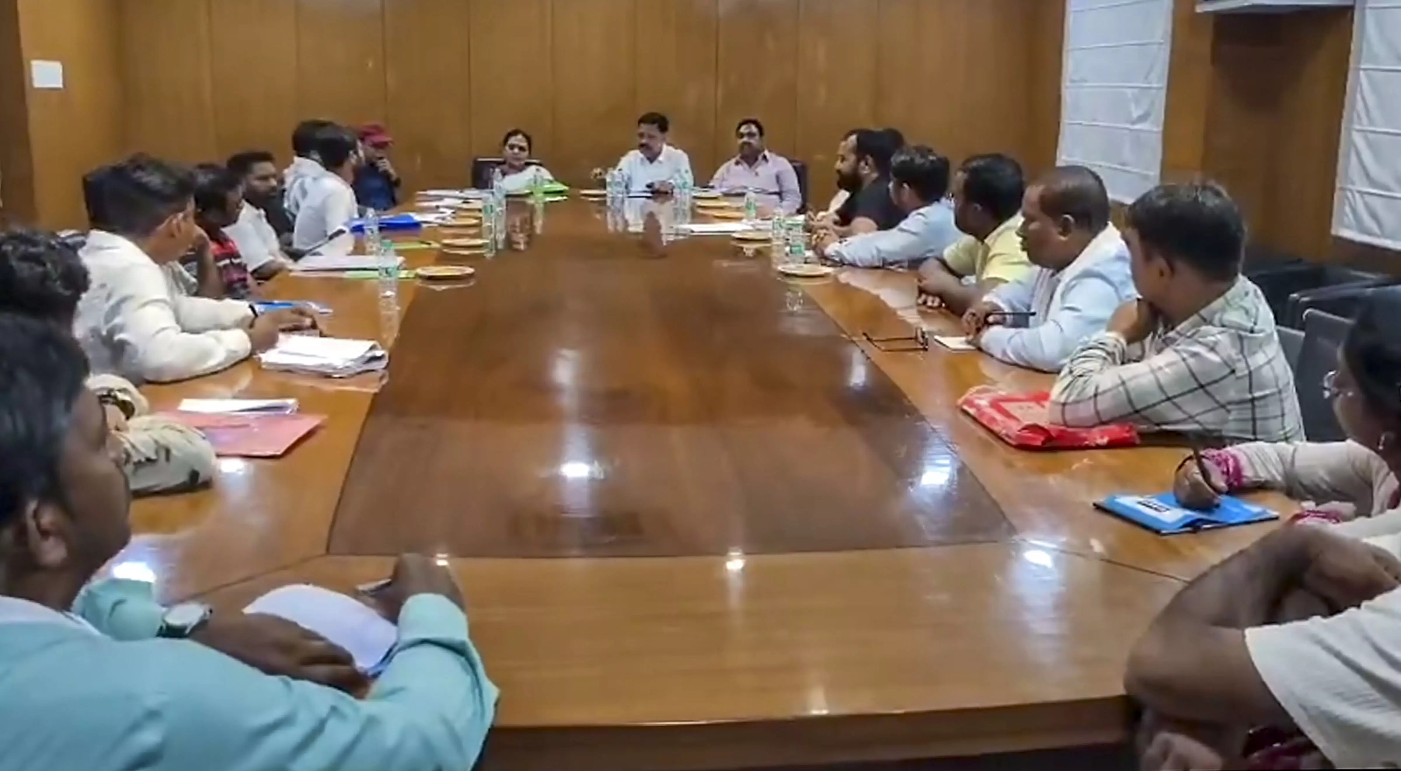 3 JPSC Members Resign; Jharkhand Govt Agrees To CID, ED Probes, Fast-Track Court 3 JPSC Members Resign; Jharkhand Govt Agrees To CID, ED Probes, Fast-Track Court