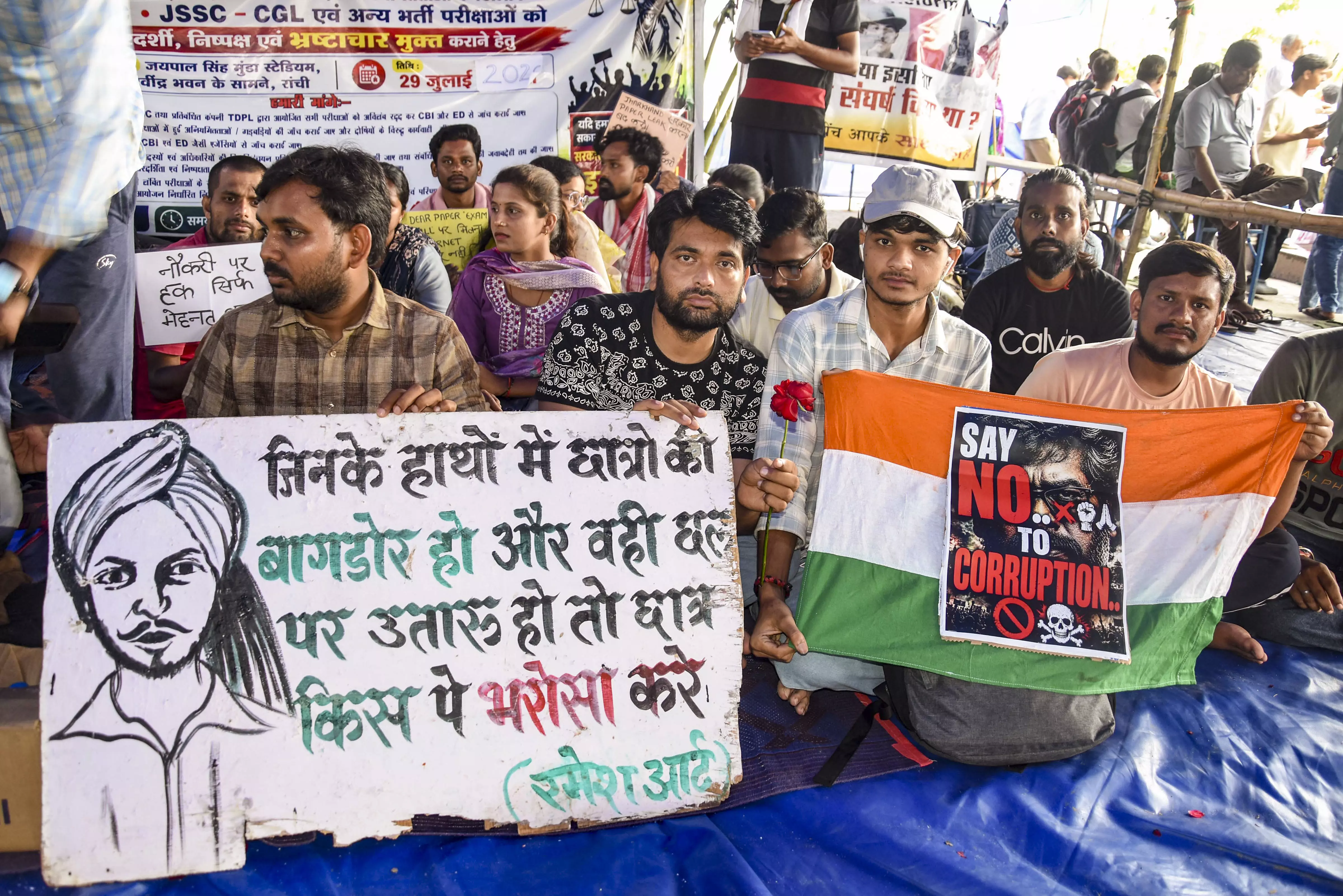 Jharkhand Students Reject Partial Deal, Seek CBI Probe Jharkhand Students Reject Partial Deal, Seek CBI Probe
