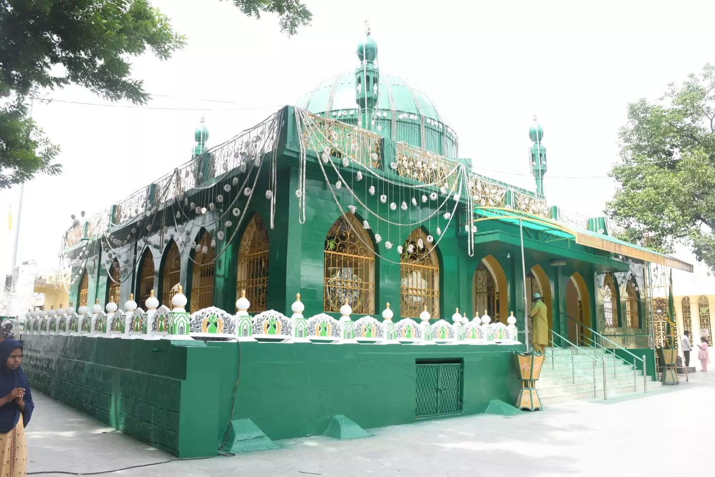 Kazipet Dargah Gears Up for Three-Day Urs Celebrations Kazipet Dargah Gears Up for Three-Day Urs Celebrations
