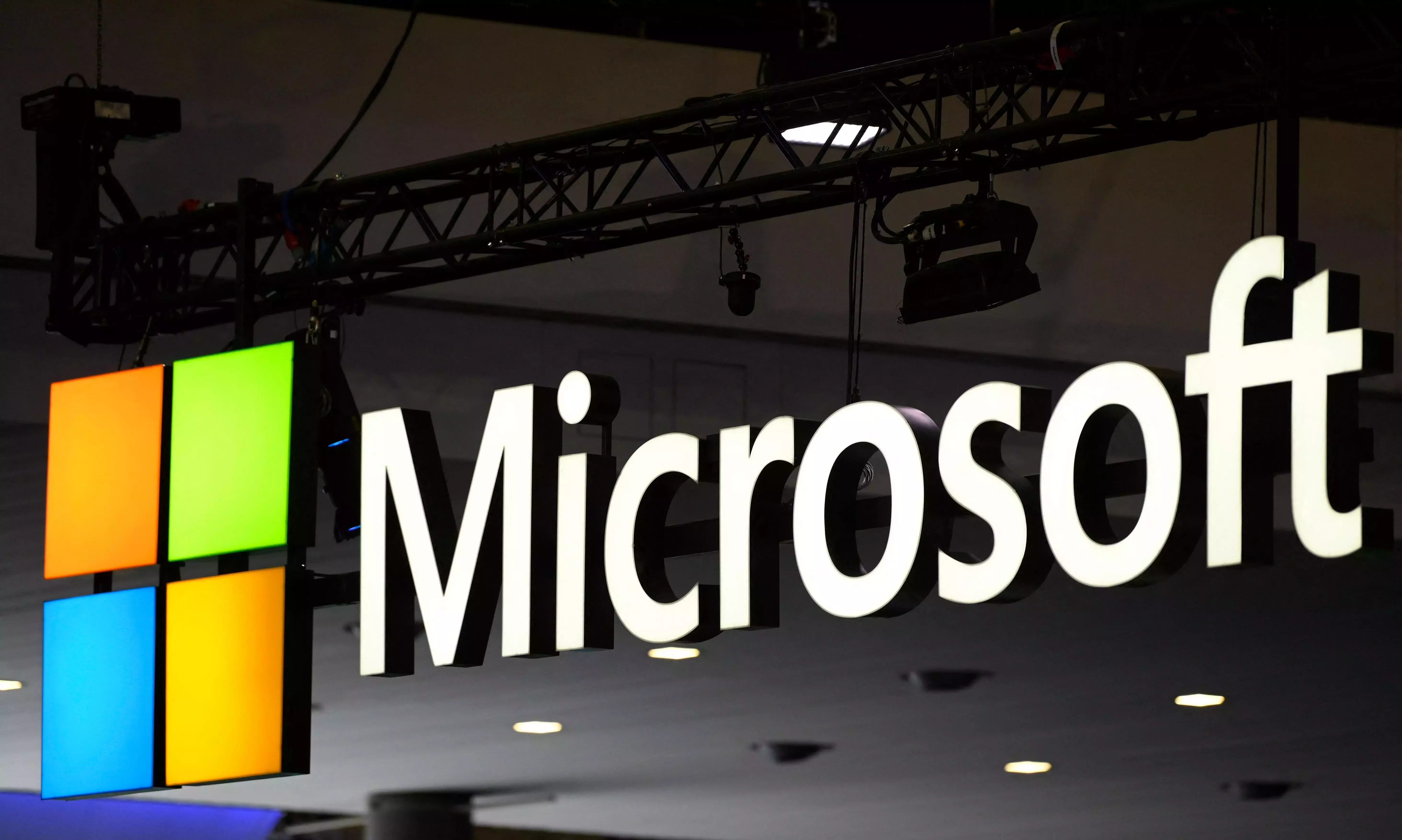 Microsoft Plans To Unveil New Maia 300 AI Chip in September: Report Microsoft Plans To Unveil New Maia 300 AI Chip in September: Report