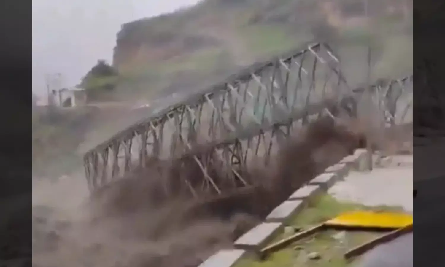 Bridge Swept Away by Swollen River in Uttarakhand’s Niti Valley Bridge Swept Away by Swollen River in Uttarakhand’s Niti Valley