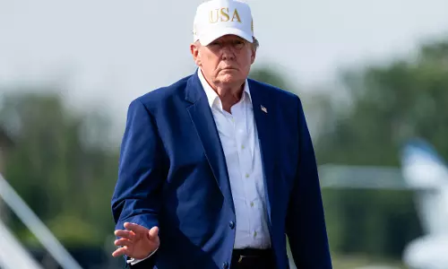 Trump Signals Hes Low-Keying Iran Pressure Trump Signals Hes Low-Keying Iran Pressure